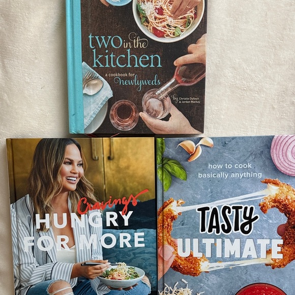 Cookbook bundle - Picture 1 of 4